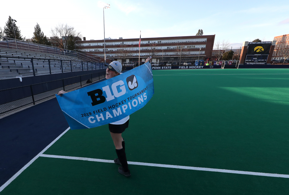 The Iowa Hawkeyes celebrate their victory over Penn State in the 2019 Big Ten Field Hockey Tournament Championship Game Sunday, November 10, 2019 in State College. (Brian Ray/hawkeyesports.com)