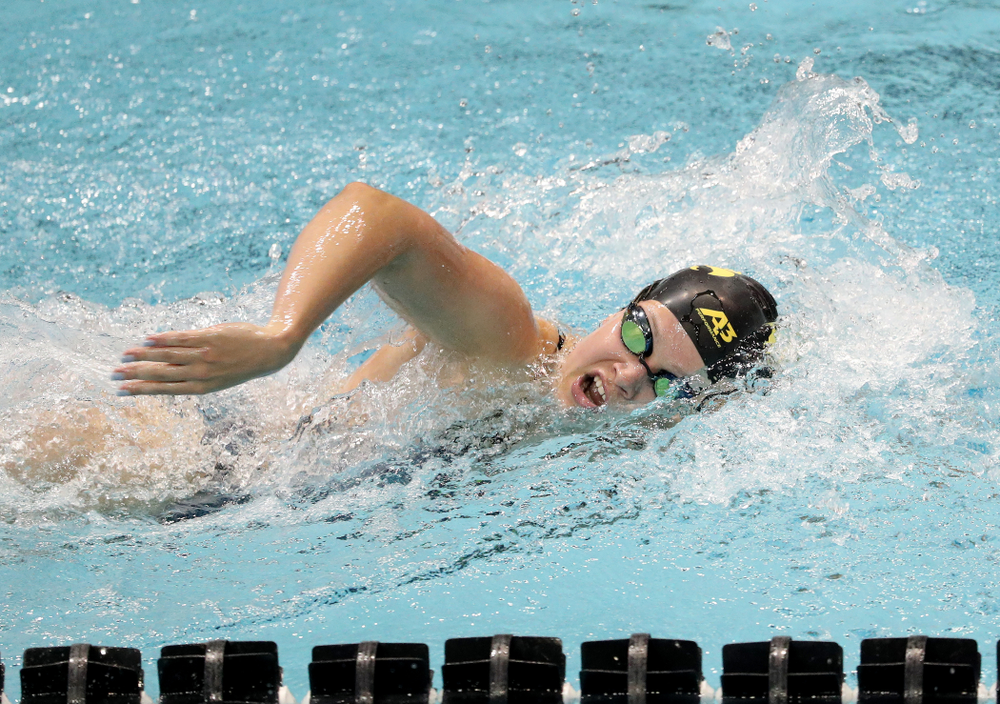 IowaÕs Lauren McDougall competes in the 200 yard freestyle against Notre Dame and Illinois Saturday, January 11, 2020 at the Campus Recreation and Wellness Center. (Brian Ray/hawkeyesports.com)