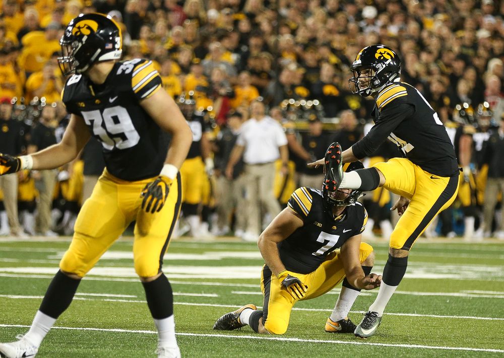 Iowa Hawkeyes placekicker Miguel Recinos (91) kicks an extra point during a game against Wisconsin at Kinnick Stadium on September 22, 2018. (Tork Mason/hawkeyesports.com)