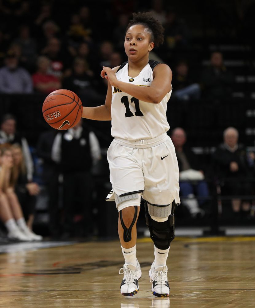Iowa Hawkeyes guard Tania Davis (11) against the Michigan Wolverines Thursday, January 17, 2019 at Carver-Hawkeye Arena. (Brian Ray/hawkeyesports.com)