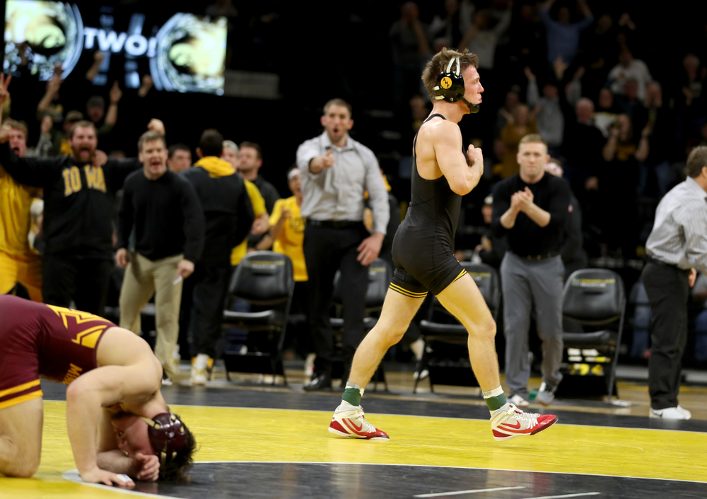 Iowa’s Max Murin wrestles Minnesota’s Mitch McKee at 141 pounds Saturday, February 15, 2020 at Carver-Hawkeye Arena. Murin won the match 6-4. (Brian Ray/hawkeyesports.com)