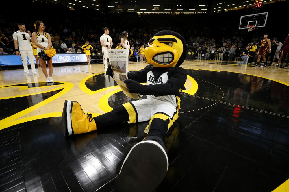 Herky The Hawk against the Minnesota Golden Gophers Monday, December 9, 2019 at Carver-Hawkeye Arena. (Brian Ray/hawkeyesports.com)