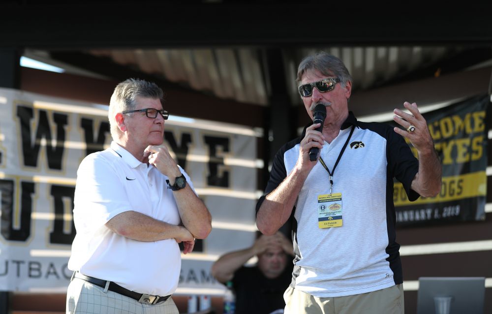 Hawkeye Football Radio team Gary Dolphin and Ed Podolak break down the game during the Hawkeye Huddle Monday, December 31, 2018 at Sparkman Wharf in Tampa, FL. (Brian Ray/hawkeyesports.com)