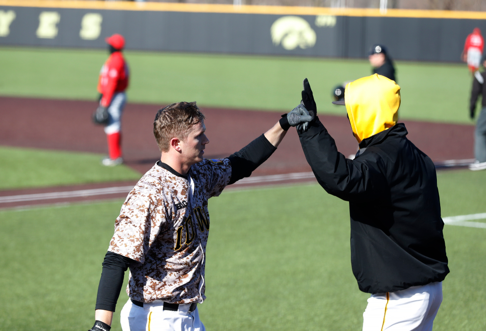 Iowa Hawkeyes outfielder Robert Neustrom (44) against the Ohio State Buckeyes Saturday, April 7, 2018 at Duane Banks Field. (Brian Ray/hawkeyesports.com)
