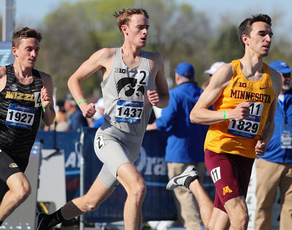 Iowa's Jeff Roberts runs the men's 1500 meter event during the first day of the Drake Relays at Drake Stadium in Des Moines on Thursday, Apr. 25, 2019. (Stephen Mally/hawkeyesports.com)