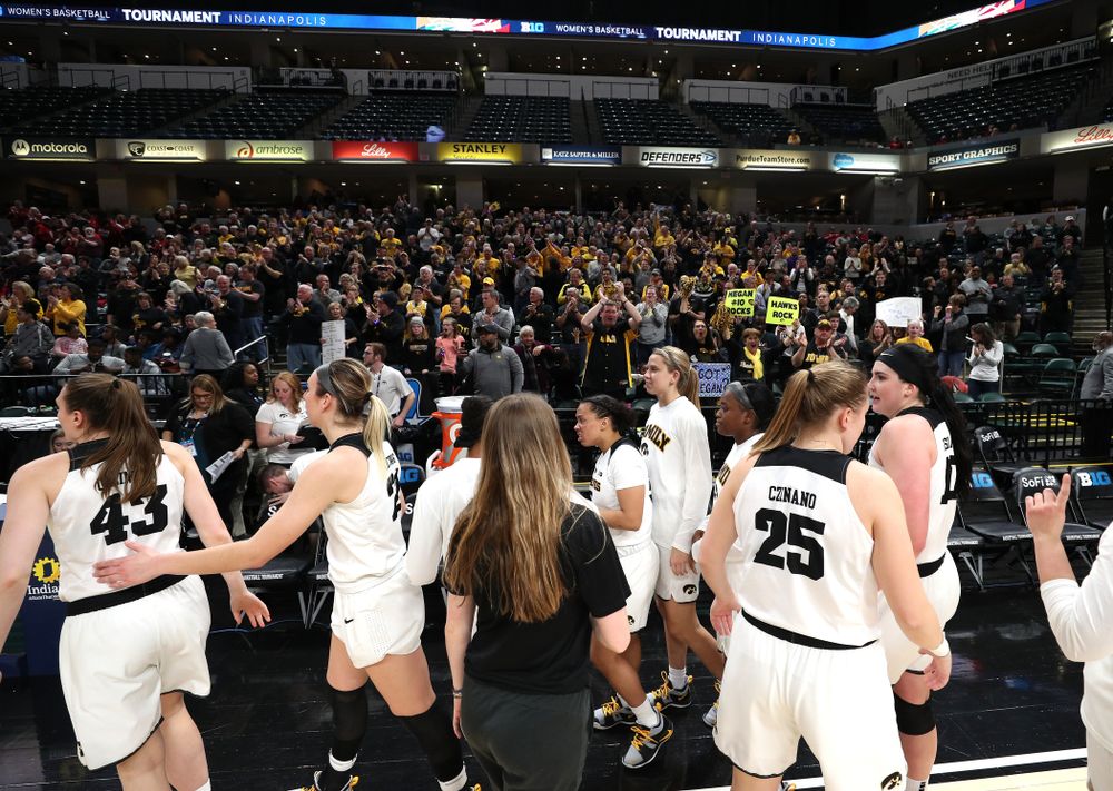 against the Indiana Hoosiers in the quarterfinals of the Big Ten Tournament Friday, March 8, 2019 at Bankers Life Fieldhouse in Indianapolis, Ind. (Brian Ray/hawkeyesports.com)