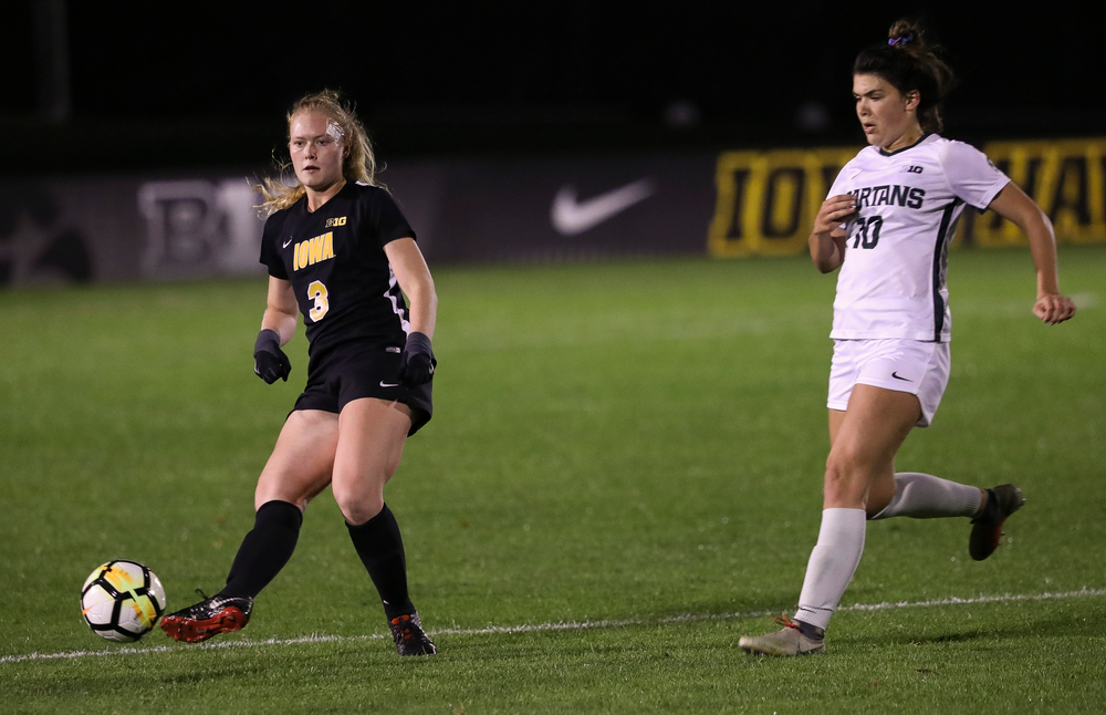 Iowa Hawkeyes defender Morgan Kemerling (3) passes the ball during a game against Michigan State at the Iowa Soccer Complex on October 12, 2018. (Tork Mason/hawkeyesports.com)