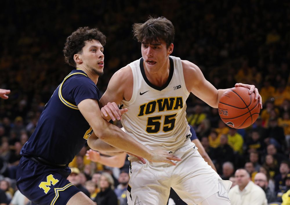 Iowa Hawkeyes forward Luka Garza (55) against the Michigan Wolverines Friday, February 1, 2019 at Carver-Hawkeye Arena. (Brian Ray/hawkeyesports.com)