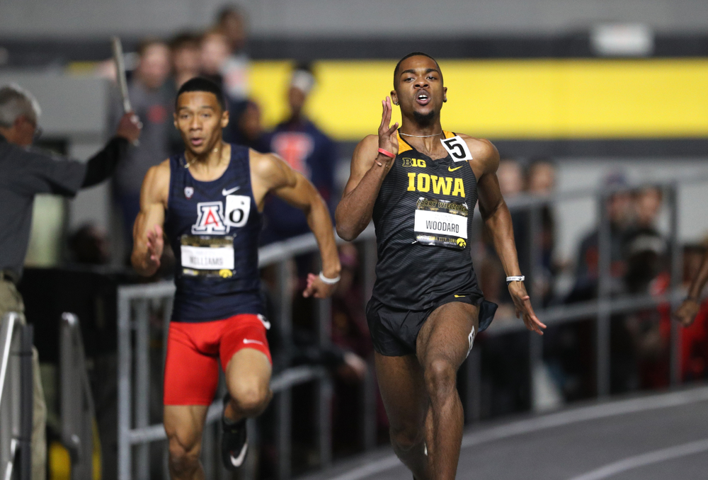 Iowa's Antonio Woodard runs the 200 meter premier during the 2019 Larry Wieczorek Invitational Friday, January 18, 2019 at the Hawkeye Tennis and Recreation Center. (Brian Ray/hawkeyesports.com)