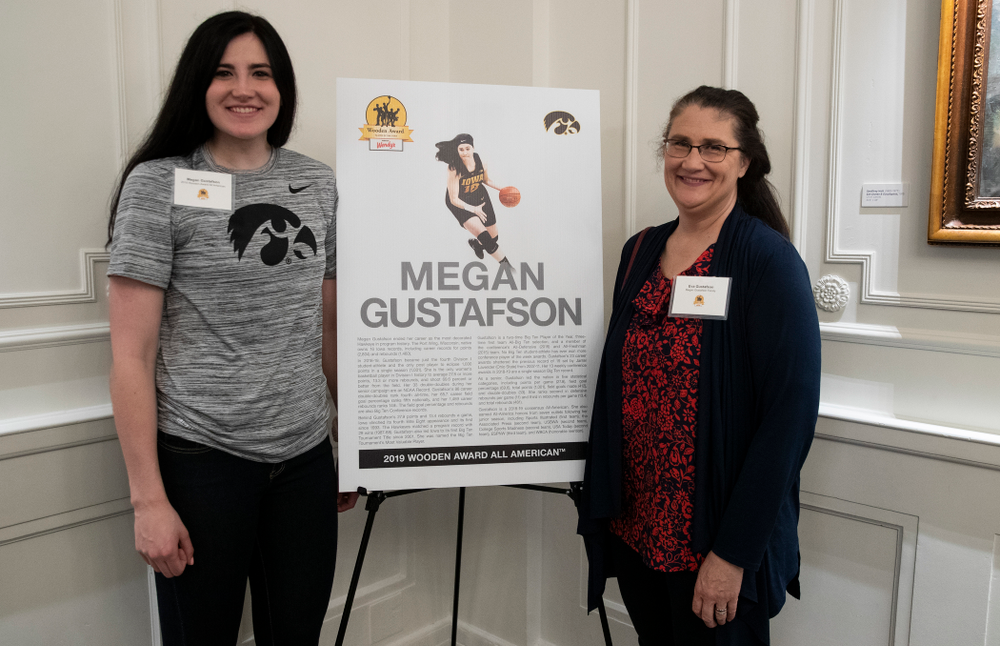 Iowa Hawkeyes forward Megan Gustafson (10) and her mother during the Wooden Award DukeÕs Dinner Thursday, April 11, 2019 at the LA Athletic Club. (Brian Ray/hawkeyesports.com)