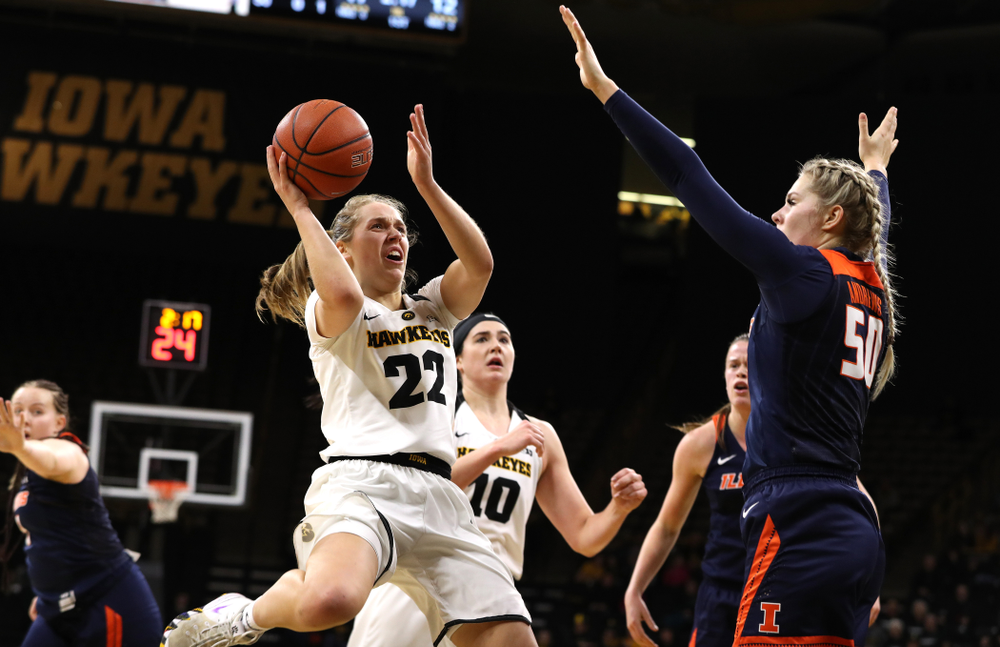 Iowa Hawkeyes guard Kathleen Doyle (22) against the Illinois Fighting Illini Thursday, February 14, 2019 at Carver-Hawkeye Arena. (Brian Ray/hawkeyesports.com)