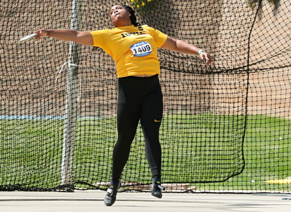 Iowa's Laulauga Tausaga throws in the women's discus event during the second day of the Drake Relays at Drake Stadium in Des Moines on Friday, Apr. 26, 2019. (Stephen Mally/hawkeyesports.com)