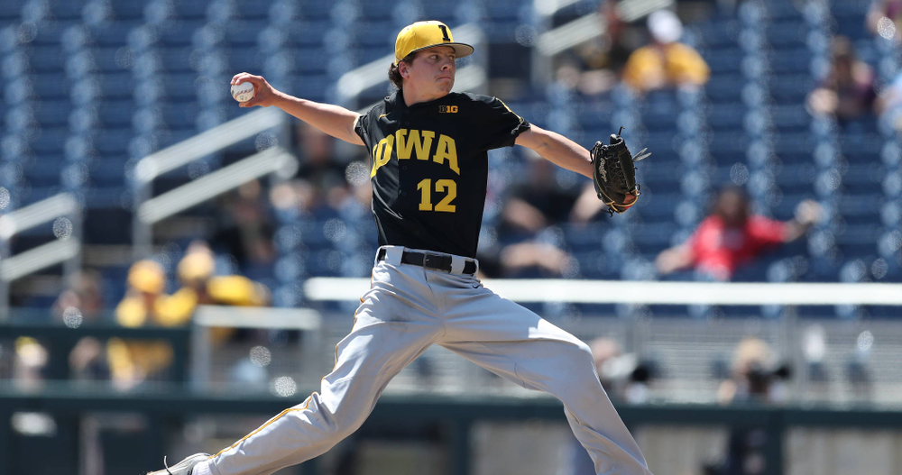 Iowa Hawkeyes Drew Irvine (12) against the Nebraska Cornhuskers in the first round of the Big Ten Baseball Tournament Friday, May 24, 2019 at TD Ameritrade Park in Omaha, Neb. (Brian Ray/hawkeyesports.com)