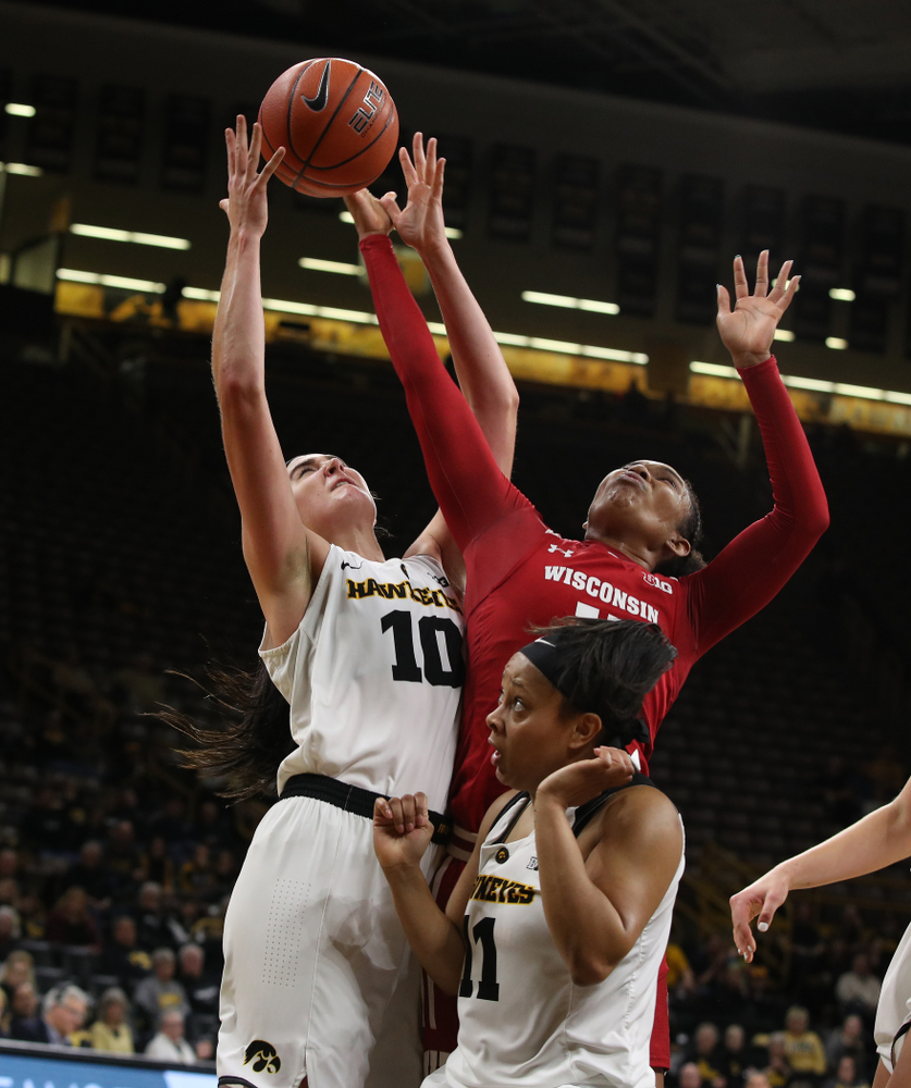 Iowa Hawkeyes forward Megan Gustafson (10) against the Wisconsin Badgers Monday, January 7, 2019 at Carver-Hawkeye Arena. (Brian Ray/hawkeyesports.com)