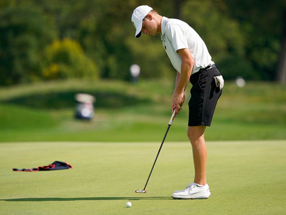 Iowa’s Benton Weinberg putts during the second day of the Golfweek Conference Challenge at the Cedar Rapids Country Club in Cedar Rapids on Monday, Sep 16, 2019. (Stephen Mally/hawkeyesports.com)