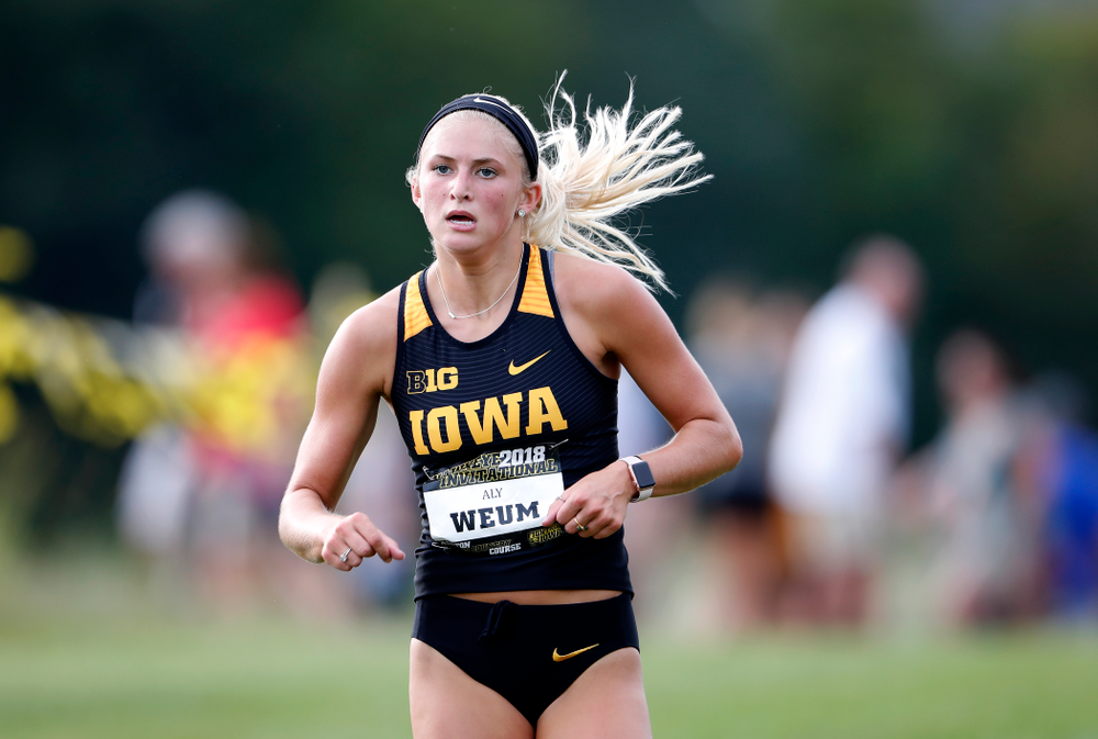 Aly Weum during the Hawkeye Invitational Friday, August 31, 2018 at the Ashton Cross Country Course. (Brian Ray/hawkeyesports.com)