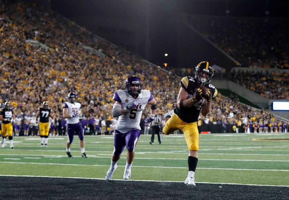 Iowa Hawkeyes wide receiver Nick Easley (84) pulls down a pass for a touchdown against the Northern Iowa Panthers Saturday, September 15, 2018 at Kinnick Stadium. (Brian Ray/hawkeyesports.com)