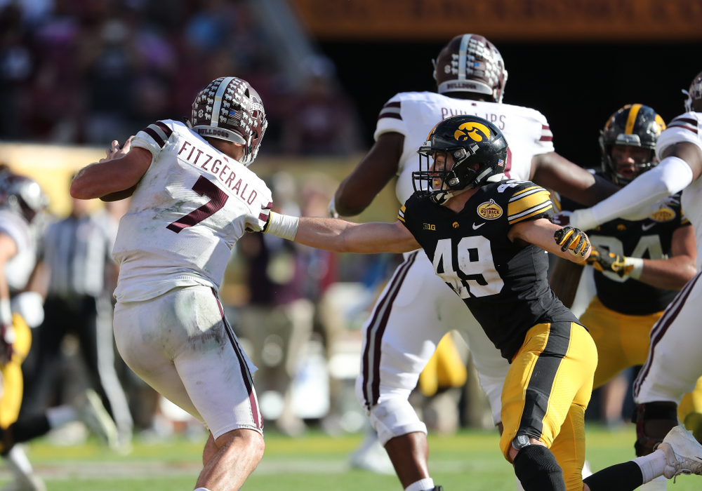 Iowa Hawkeyes linebacker Nick Niemann (49) during their Outback Bowl Tuesday, January 1, 2019 at Raymond James Stadium in Tampa, FL. (Brian Ray/hawkeyesports.com)