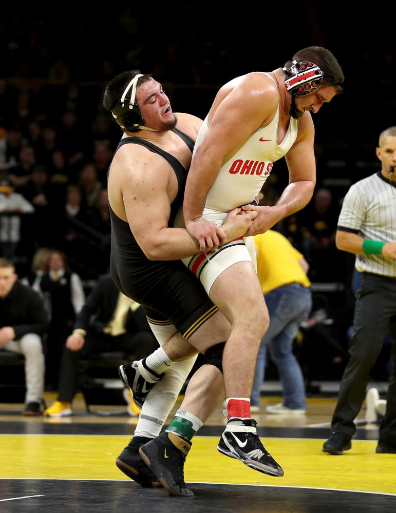 Iowa’s Tony Cassioppi wrestles Ohio State’s Gary Traub at heavyweight Friday, January 24, 2020 at Carver-Hawkeye Arena. Cassioppi won the match 9-3. (Brian Ray/hawkeyesports.com)