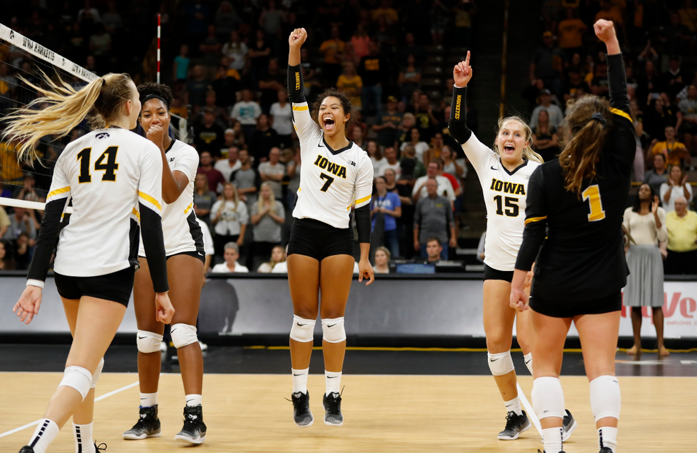 Iowa Hawkeyes middle blocker Amiya Jones (9), setter Gabrielle Orr (7), and defensive specialist Maddie Slagle (15) against Eastern Illinois Sunday, September 9, 2018 at Carver-Hawkeye Arena. (Brian Ray/hawkeyesports.com)
