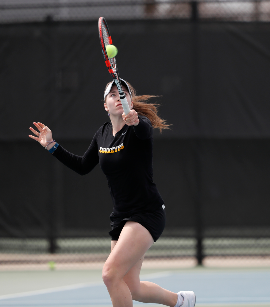 Iowa's Anastasia Reimchen against the Wisconsin Badgers Sunday, April 22, 2018 at the Hawkeye Tennis and Recreation Center. (Brian Ray/hawkeyesports.com)