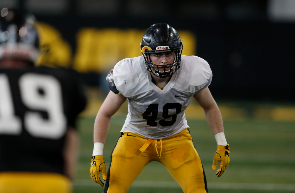 Iowa Hawkeyes linebacker Nick Niemann (49) during spring practice Wednesday, March 28, 2018 at the Hansen Football Performance Center. (Brian Ray/hawkeyesports.com)