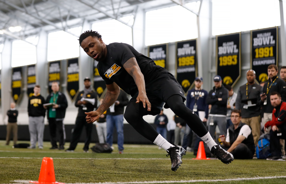 Iowa Hawkeyes running back Akrum Wadley (25) during the team's annual pro day Monday, March 26, 2018 at the Hansen Football Performance Center. (Brian Ray/hawkeyesports.com)