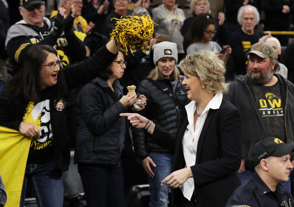 Iowa Hawkeyes head coach Lisa Bluder and Eva Gustafson (10) against the Northwestern Wildcats Sunday, March 3, 2019 at Carver-Hawkeye Arena. (Brian Ray/hawkeyesports.com)
