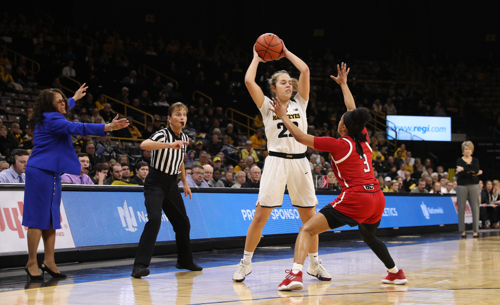 Iowa Hawkeyes guard Kathleen Doyle (22) against the Rutgers Scarlet Knights Wednesday, January 23, 2019 at Carver-Hawkeye Arena. (Brian Ray/hawkeyesports.com)