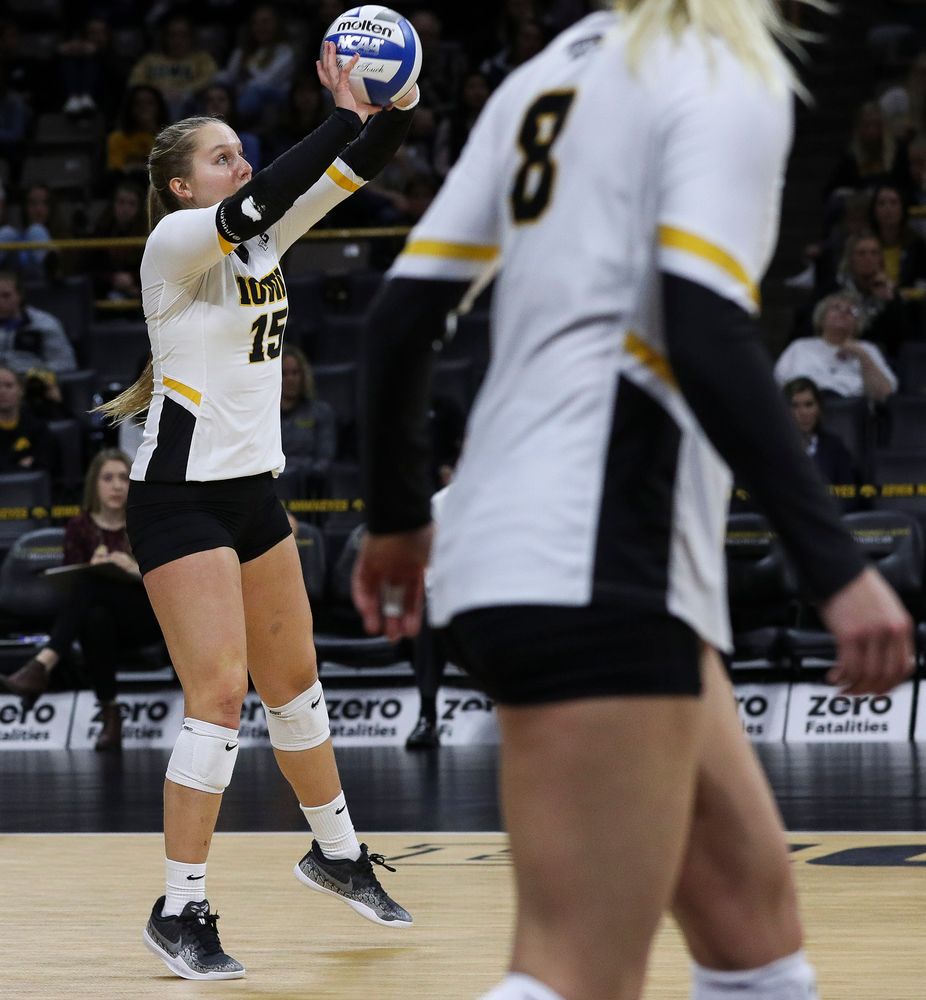 Iowa Hawkeyes defensive specialist Maddie Slagle (15) sets the ball during a match against Penn State at Carver-Hawkeye Arena on November 3, 2018. (Tork Mason/hawkeyesports.com)