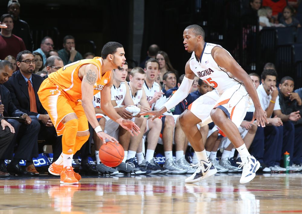 Men's Basketball vs. Tennessee (by Matt Riley) - Virginia Cavaliers Official Athletic Site
