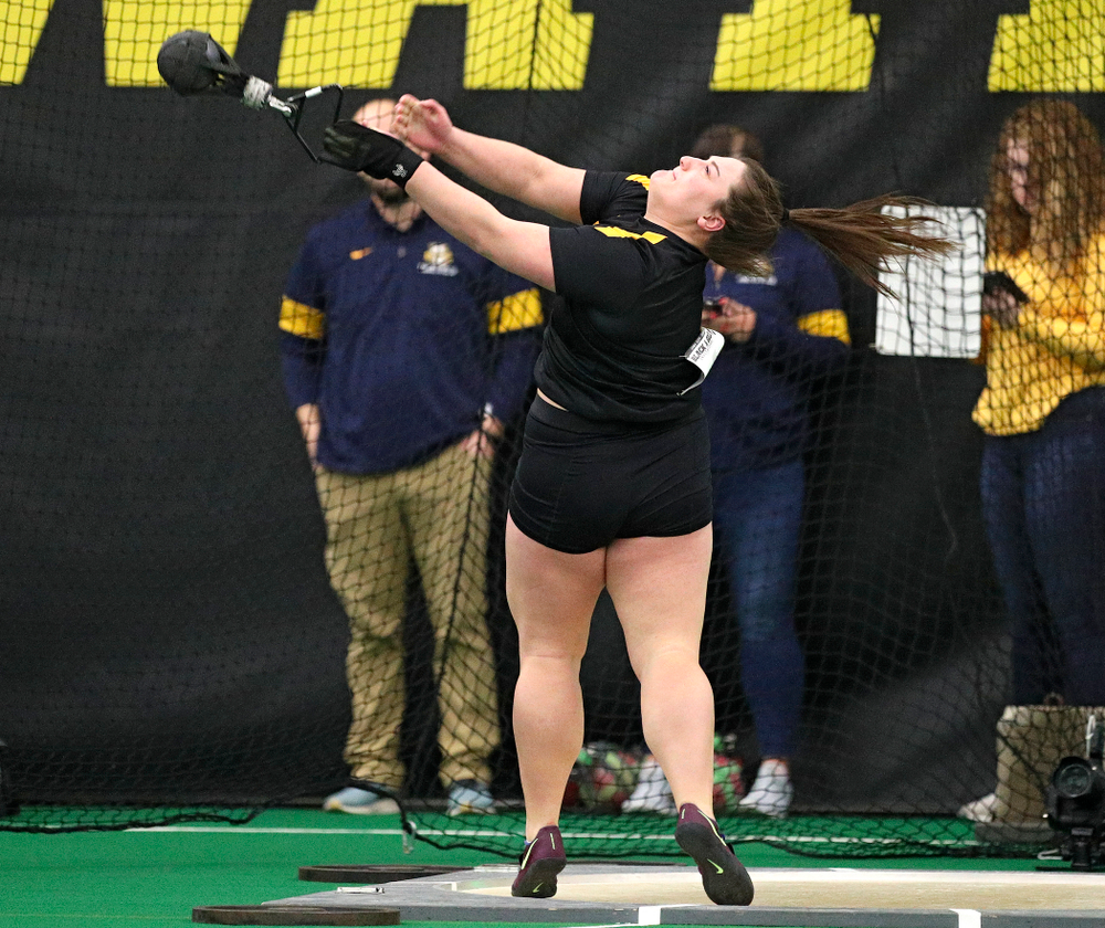 Iowa’s Jamie Kofron throws during the women’s weight throw event at the Hawkeye Tennis and Recreation Complex in Iowa City on Friday, January 31, 2020. (Stephen Mally/hawkeyesports.com)