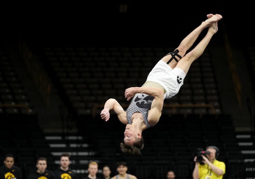 Iowa’s Kulani Taylor competes on the floor against Illinois Sunday, March 1, 2020 at Carver-Hawkeye Arena. (Brian Ray/hawkeyesports.com)