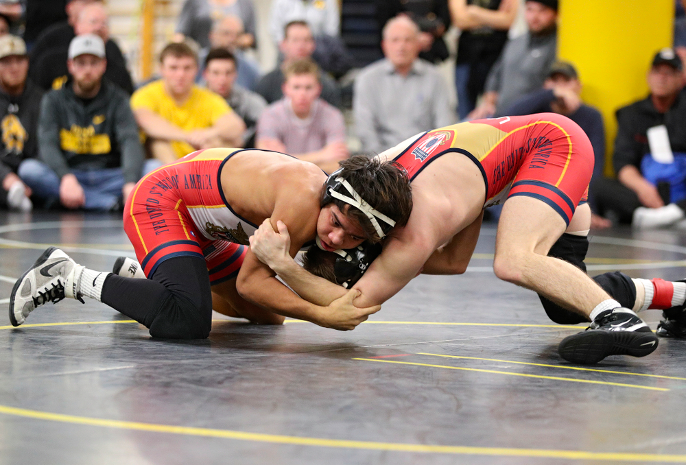 Iowa’s Aaron Cashman (from left) tries to hold off Spencer Lee during their preseason match at the Dan Gable Wrestling Complex at Carver-Hawkeye Arena in Iowa City on Thursday, Nov 7, 2019. (Stephen Mally/hawkeyesports.com)