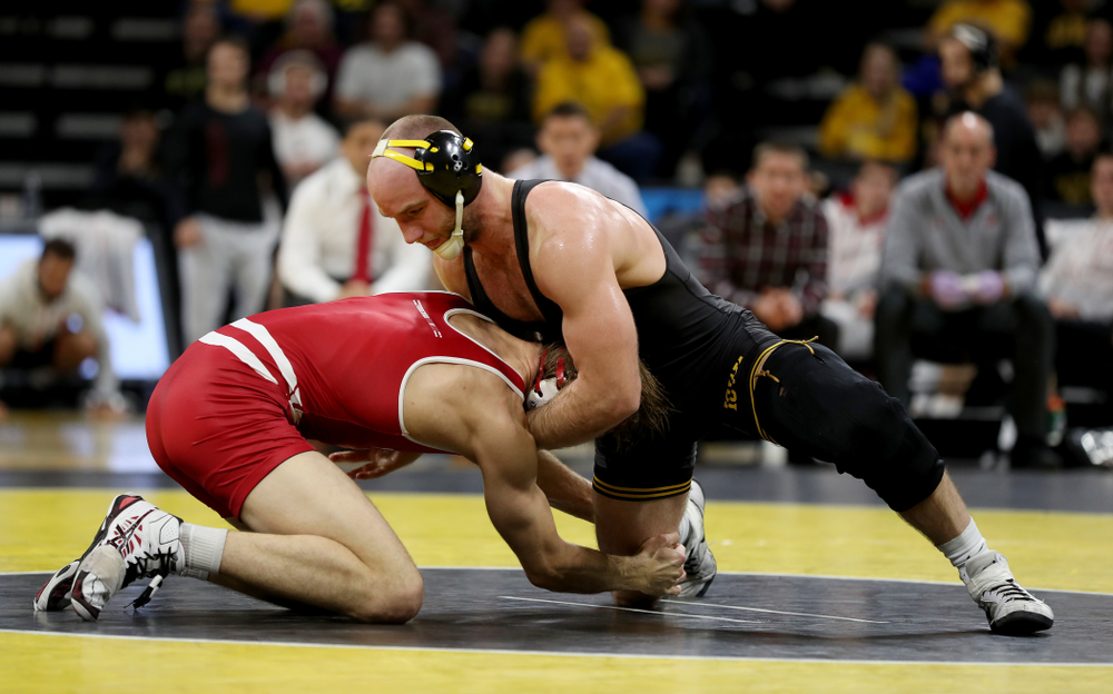 IowaÕs Alex Marinelli wrestles WisconsinÕs Evan Wick at 165 pounds Sunday, December 1, 2019 at Carver-Hawkeye Arena. Marinelli won the match 4-2. (Brian Ray/hawkeyesports.com)