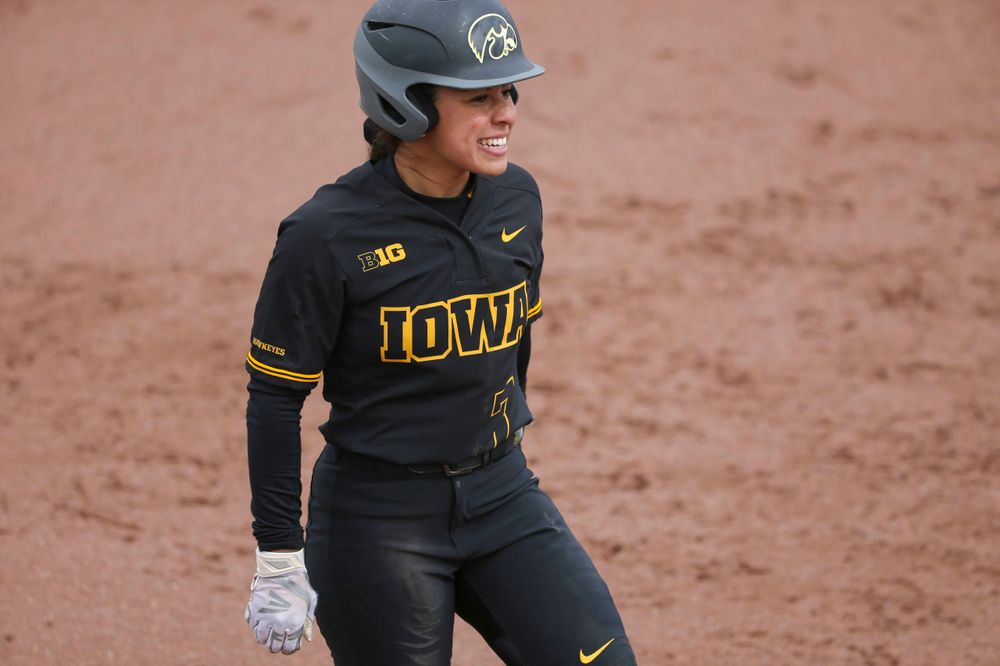 Iowa outfielder Lea Thompson (7) at game 2 vs Northwestern on Saturday, March 30, 2019 at Bob Pearl Field. (Lily Smith/hawkeyesports.com)