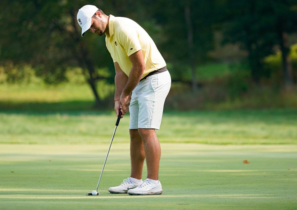 Iowa’s Gonzalo Leal putts during the third day of the Golfweek Conference Challenge at the Cedar Rapids Country Club in Cedar Rapids on Tuesday, Sep 17, 2019. (Stephen Mally/hawkeyesports.com)