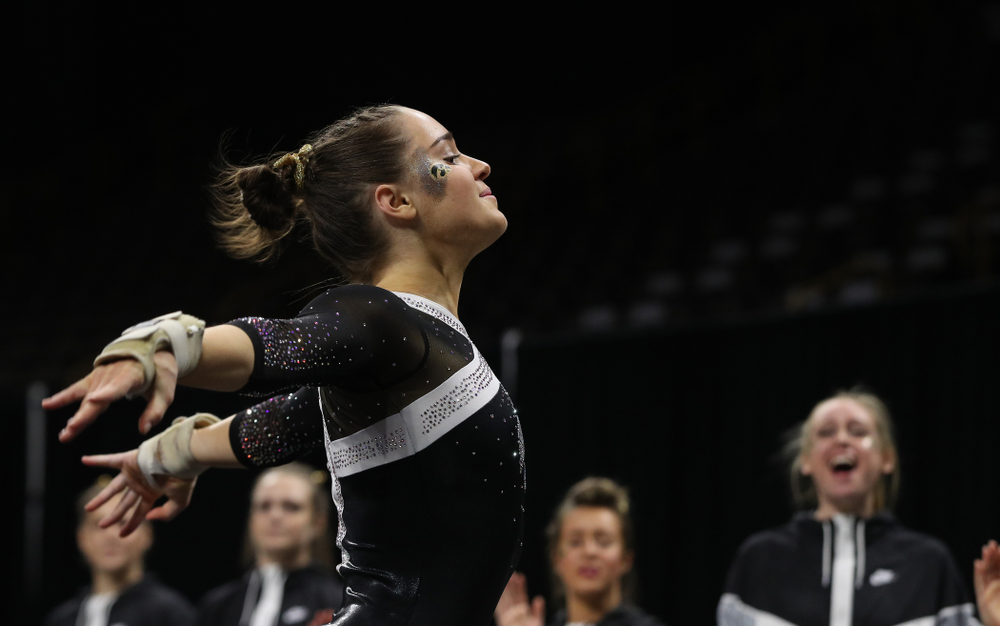 Iowa's Allie Gilchrist competes on the floor against the Rutgers Scarlet Knights Saturday, January 26, 2019 at Carver-Hawkeye Arena. (Brian Ray/hawkeyesports.com)