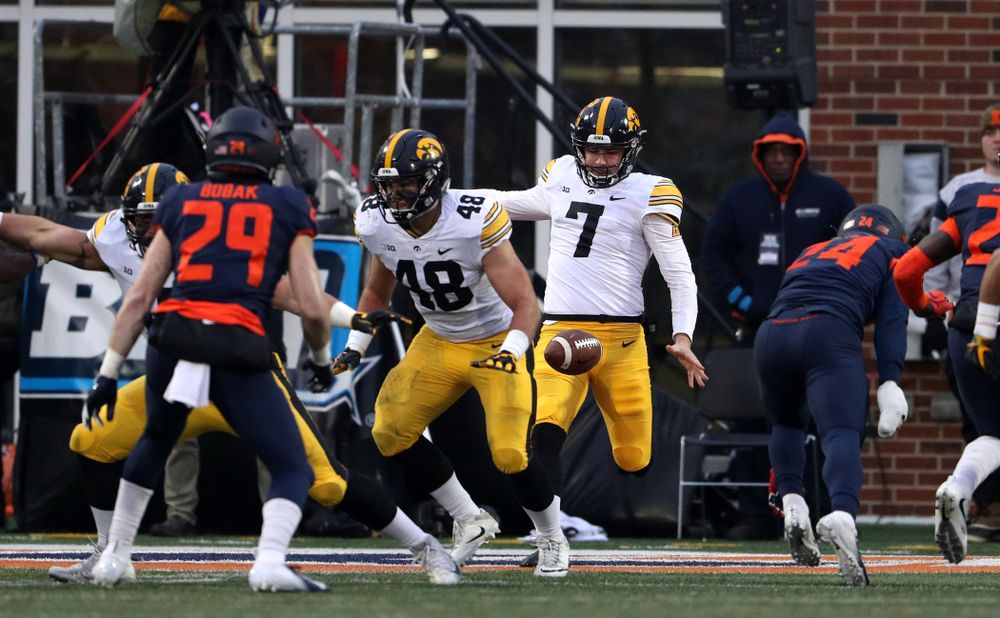 Iowa Hawkeyes punter Colten Rastetter (7) against the Illinois Fighting Illini Saturday, November 17, 2018 at Memorial Stadium in Champaign, Ill. (Brian Ray/hawkeyesports.com)