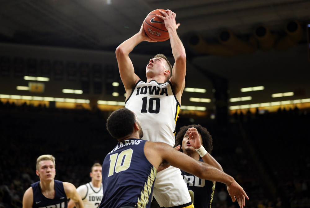 Iowa Hawkeyes guard Joe Wieskamp (10) against Oral Roberts Friday, November 15, 2019 at Carver-Hawkeye Arena. (Brian Ray/hawkeyesports.com)