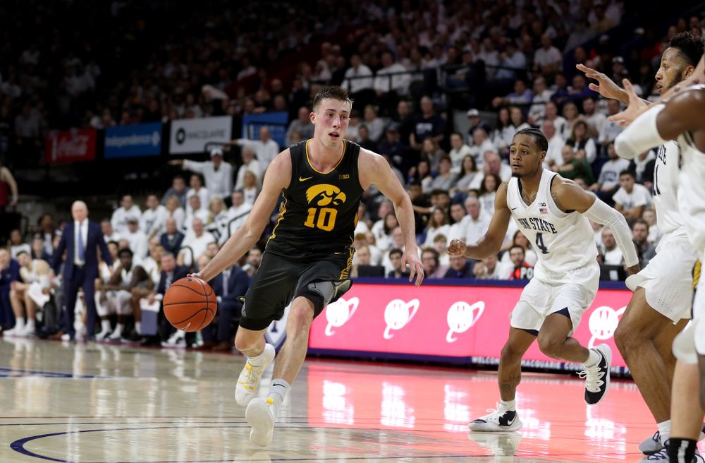 Iowa Hawkeyes guard Joe Wieskamp (10) against Penn State Saturday, January 4, 2020 at the Palestra in Philadelphia. (Brian Ray/hawkeyesports.com)