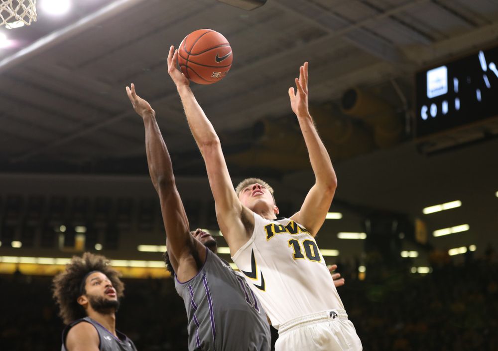 Iowa Hawkeyes guard Joe Wieskamp (10) against the Northwestern Wildcats Sunday, February 10, 2019 at Carver-Hawkeye Arena. (Brian Ray/hawkeyesports.com)
