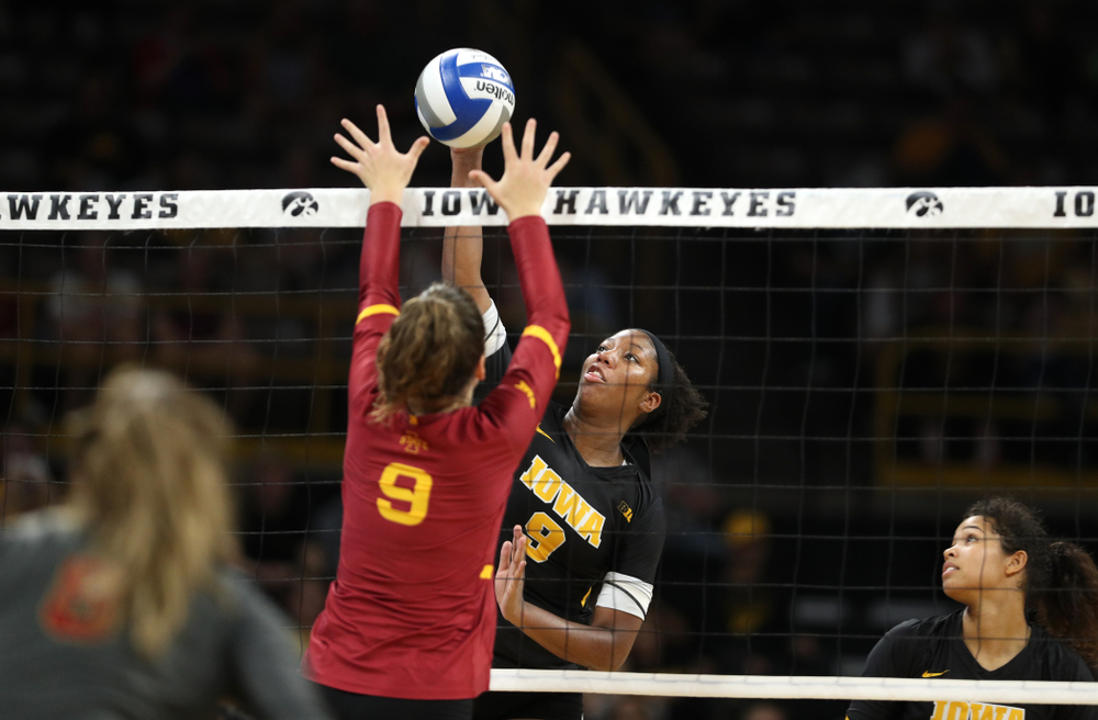 Iowa Hawkeyes middle blocker Amiya Jones (9) against the Iowa State Cyclones Saturday, September 21, 2019 at Carver-Hawkeye Arena. (Brian Ray/hawkeyesports.com)
