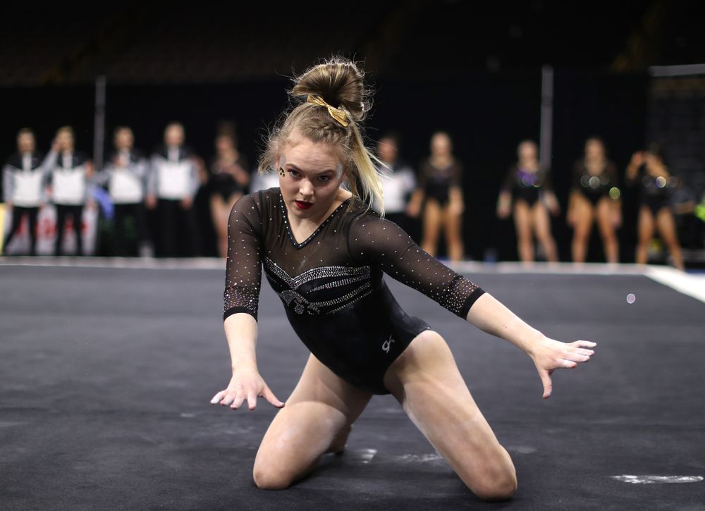 The Iowa Hawkeyes against the Iowa State Cyclones Friday, March 1, 2019 at Carver-Hawkeye Arena. (Brian Ray/hawkeyesports.com)