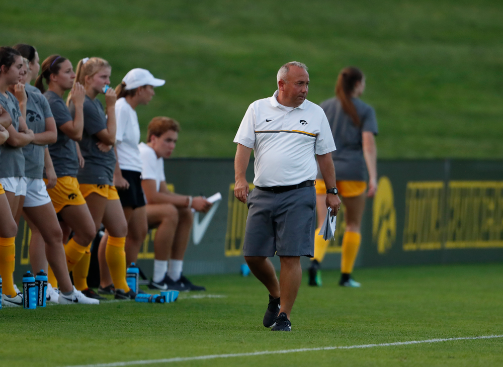 Iowa Hawkeyes head coach Dave DiIanni against the Missouri Tigers Friday, August 17, 2018 at the Iowa Soccer Complex. (Brian Ray/hawkeyesports.com)