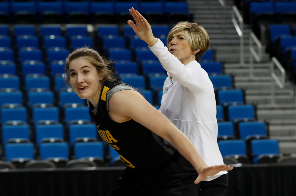 Iowa Hawkeyes forward Megan Gustafson (10) works against associate head coach Jan Jensen during practice Friday, March 16, 2018 at Pauley Pavilion on the campus of UCLA. (Brian Ray/hawkeyesports.com)