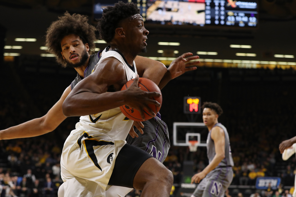 Iowa Hawkeyes forward Tyler Cook (25) against the Northwestern Wildcats Sunday, February 10, 2019 at Carver-Hawkeye Arena. (Brian Ray/hawkeyesports.com)