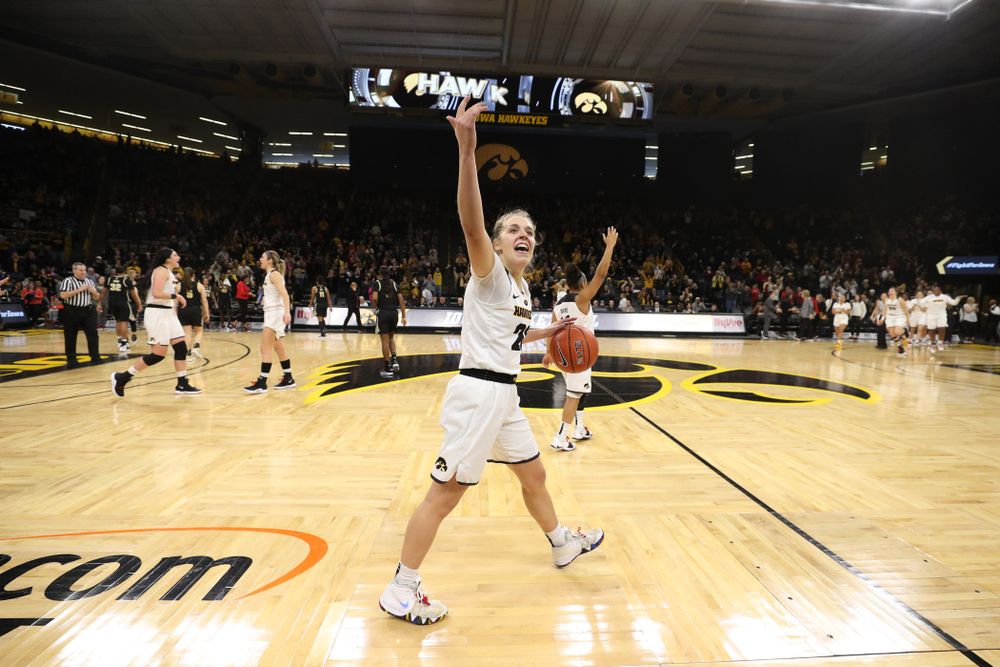 Iowa Hawkeyes guard Kathleen Doyle (22) against the Purdue Boilermakers Sunday, January 27, 2019 at Carver-Hawkeye Arena. (Brian Ray/hawkeyesports.com)