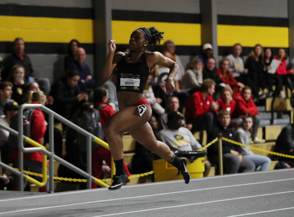 Former Hawkeye Brittany Brown runs the 300 meter premier during the 2019 Larry Wieczorek Invitational Friday, January 18, 2019 at the Hawkeye Tennis and Recreation Center. (Brian Ray/hawkeyesports.com)