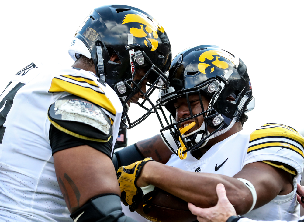 Iowa Hawkeyes running back Ivory Kelly-Martin (21) scores a touchdown against the Purdue Boilermakers Saturday, November 3, 2018 Ross Ade Stadium in West Lafayette, Ind. (Max Allen/hawkeyesports.com)